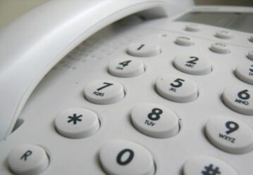 How to Call Landline in the Philippines (2 Ways)